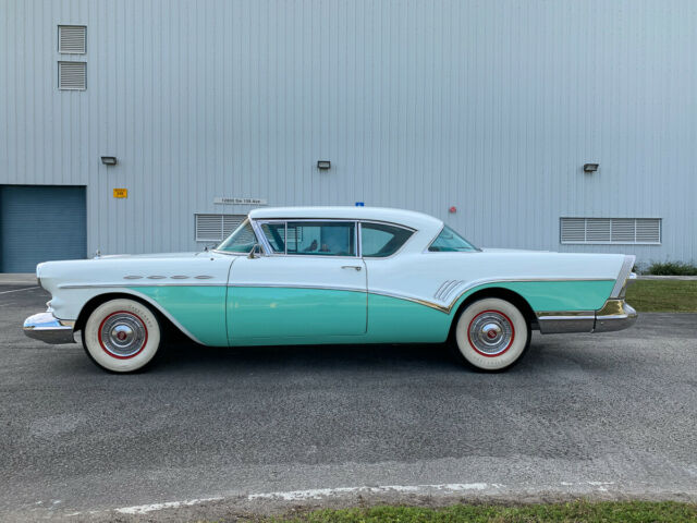 Buick Super 1957 image number 2