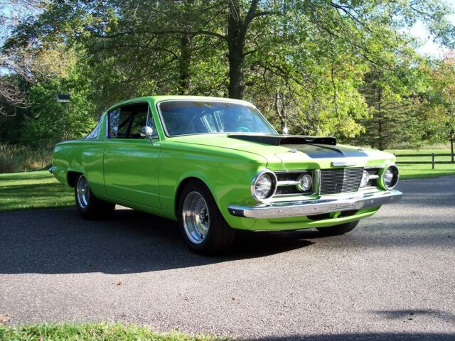 Plymouth Barracuda 1965 image number 0