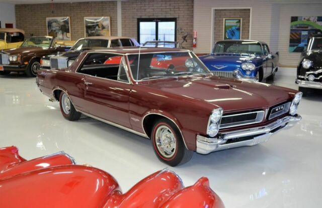 Pontiac GTO Tri-Power Hardtop Coupe 1965 image number 16