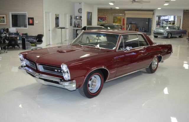 Pontiac GTO Tri-Power Hardtop Coupe 1965 image number 25