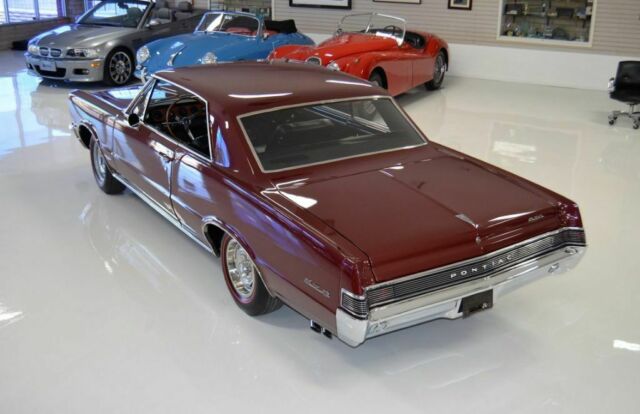 Pontiac GTO Tri-Power Hardtop Coupe 1965 image number 30