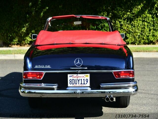 Mercedes-Benz 200-Series 1966 image number 38