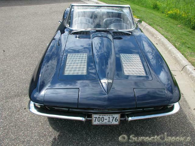 Chevrolet Corvette 1963 image number 23