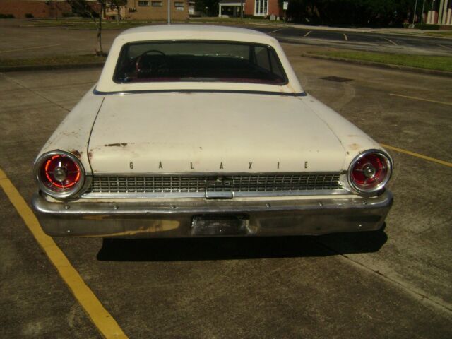 Ford Galaxie 1963 image number 27