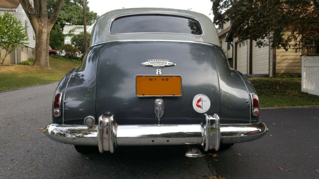 Oldsmobile 68 1948 image number 17