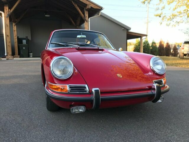 Porsche 911 1967 image number 14