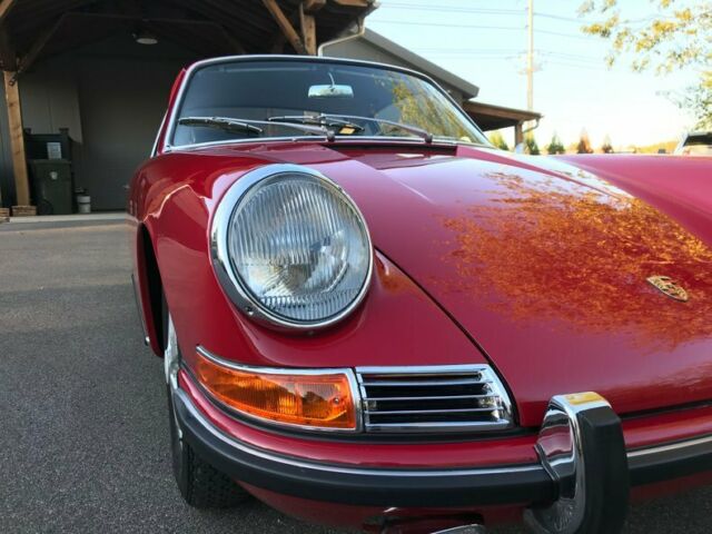 Porsche 911 1967 image number 17