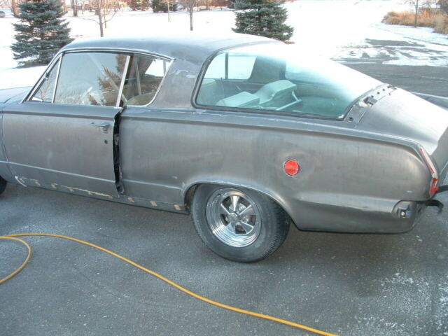 Plymouth Barracuda 1965 image number 33