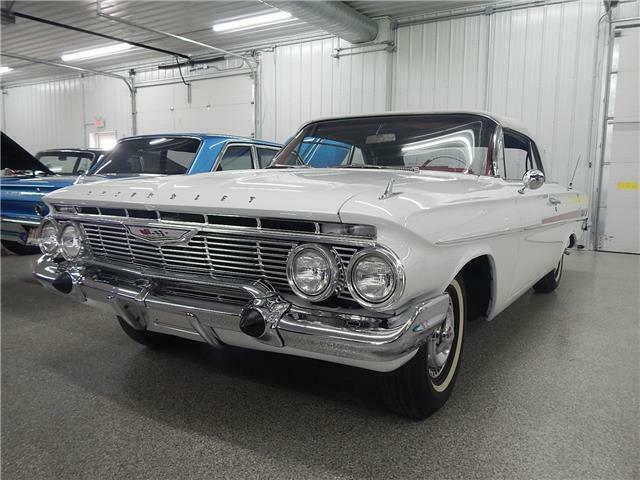 Chevrolet Impala 1961 image number 8