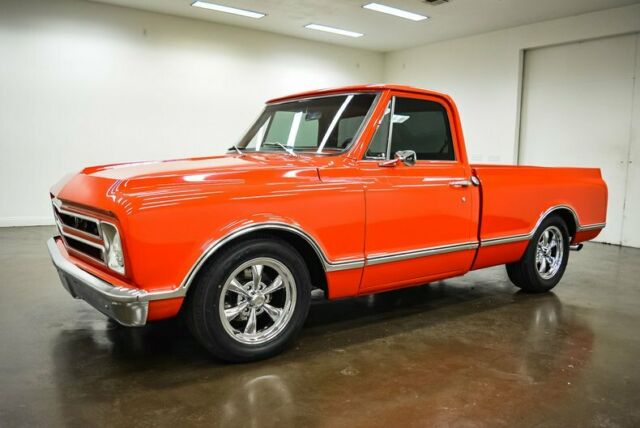 Chevrolet C-10 1968 image number 2