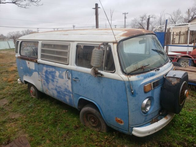 Volkswagen Bus/Vanagon 1973 image number 26