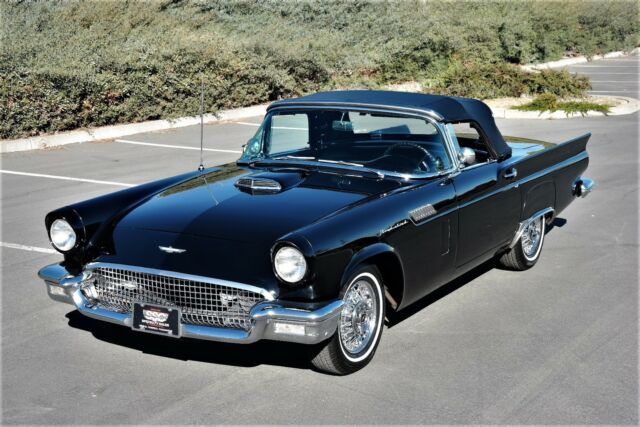 Ford Thunderbird 1957 image number 0