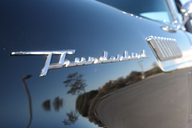 Ford Thunderbird 1957 image number 21