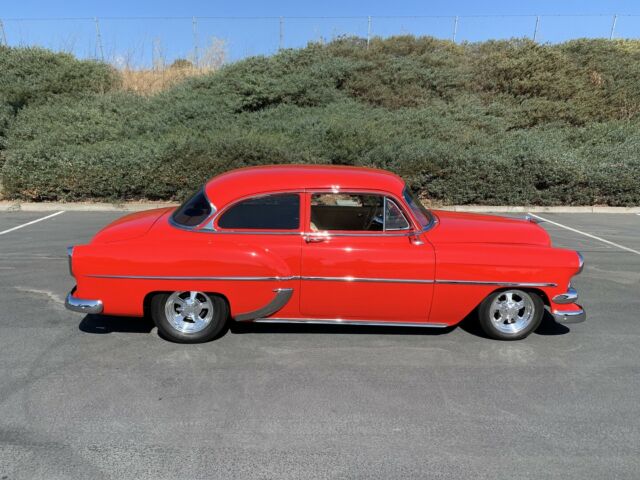 Chevrolet Bel Air/150/210 1954 image number 10