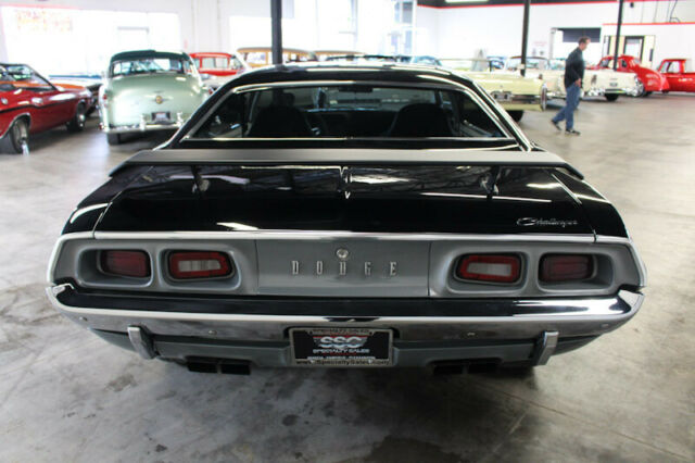 Dodge Challenger 1973 image number 10