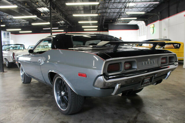 Dodge Challenger 1973 image number 11