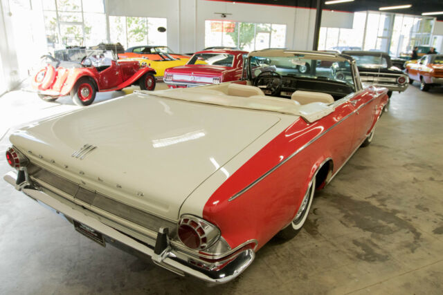 Chrysler 300 Series 1963 image number 6