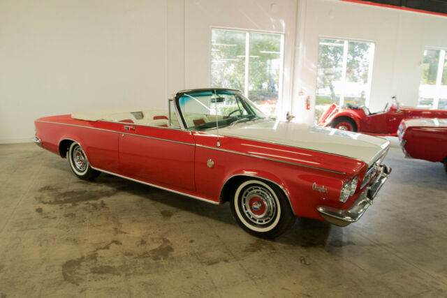 Chrysler 300 Series 1963 image number 8