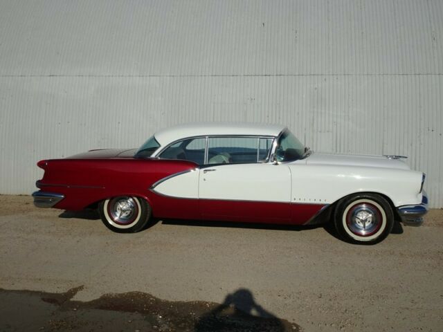 Oldsmobile Ninety-Eight 1956 image number 3