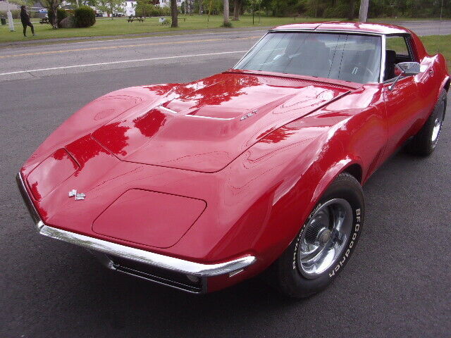 Chevrolet Corvette 1968 image number 2