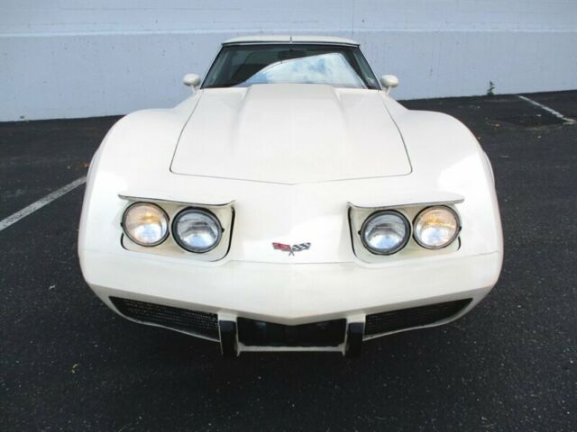 Chevrolet Corvette 1979 image number 17