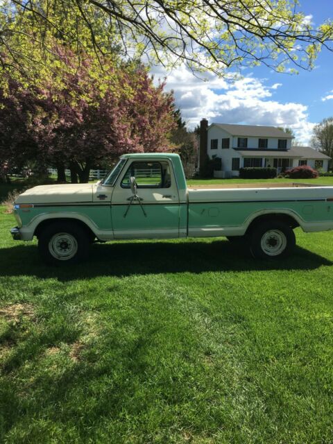 Ford F-250 1977 image number 20