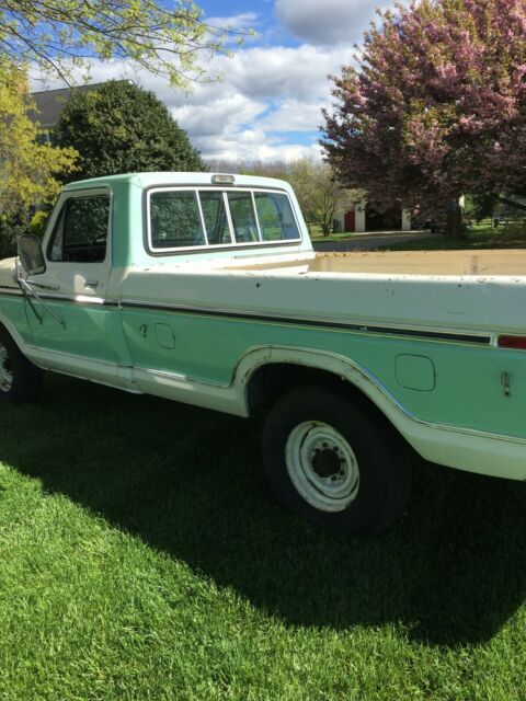 Ford F-250 1977 image number 21