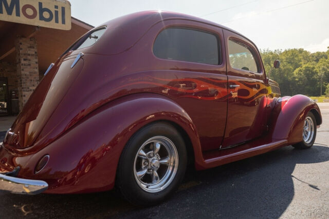 Ford Sedan 1937 image number 37