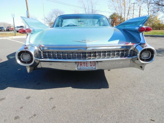 Cadillac DeVille 1959 image number 35