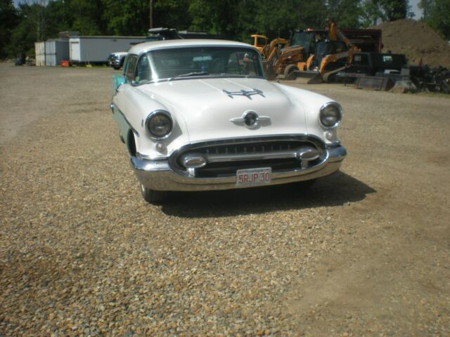 Oldsmobile Eighty-Eight 1955 image number 17