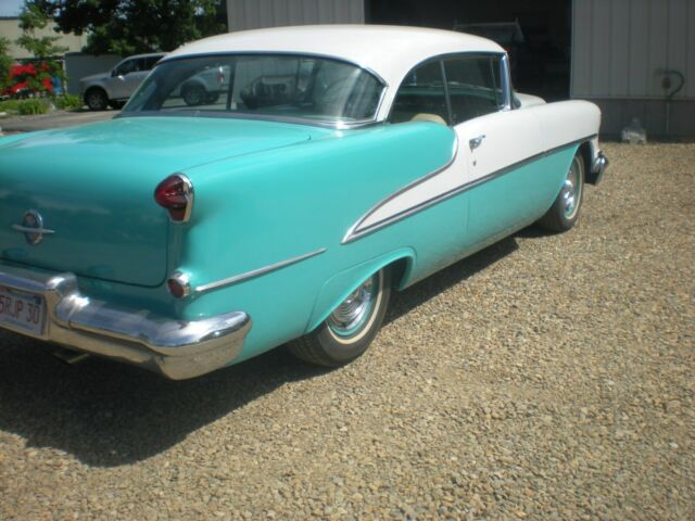 Oldsmobile Eighty-Eight 1955 image number 19