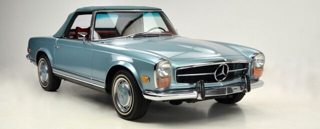 Mercedes-Benz S-Class 1970 image number 2