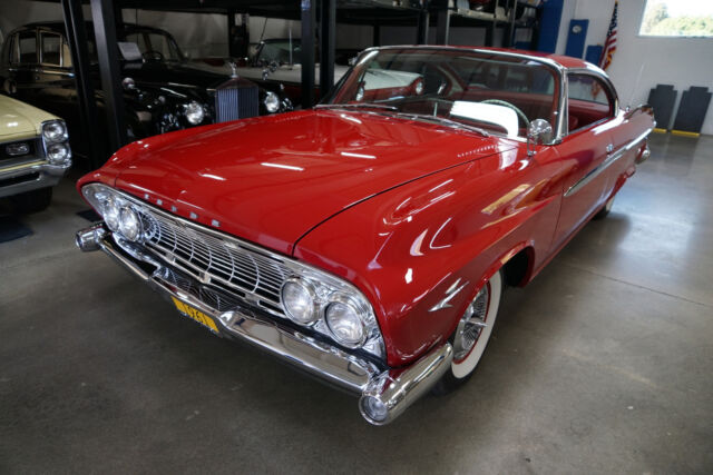 Dodge Dart 318/230HP V8 Phoenix 2 Dr Hardtop 1961 image number 24