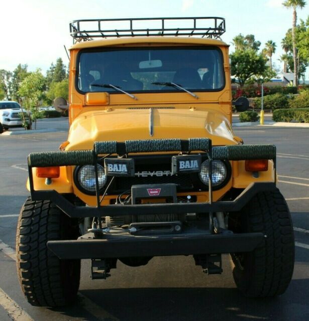 Toyota FJ40 Landcruiser 1975 image number 0