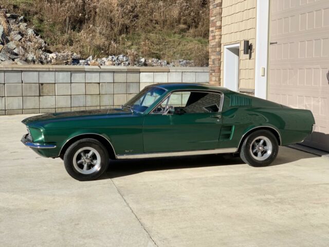 Ford Mustang 1967 image number 0