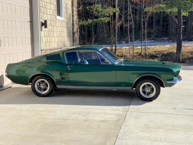 Ford Mustang 1967 image number 30