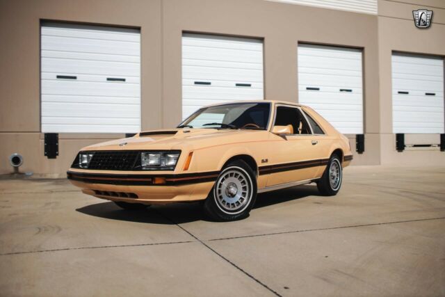 Ford Mustang 1979 image number 21