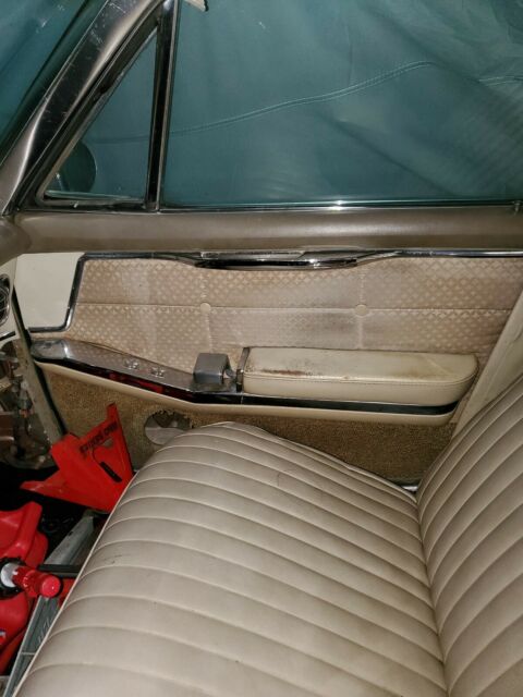 Cadillac DeVille 1963 image number 35