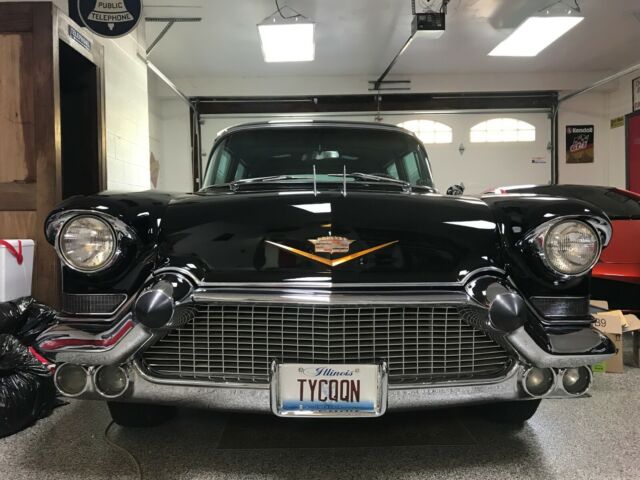 Cadillac Fleetwood 1957 image number 1