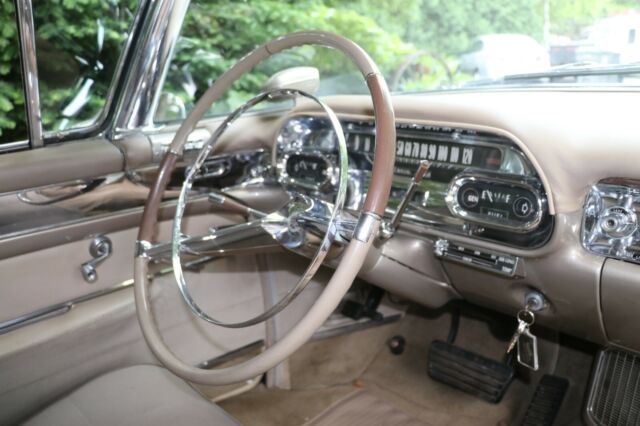 Cadillac Fleetwood 1957 image number 30