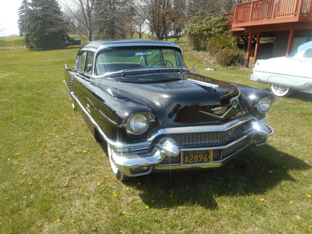 Cadillac Fleetwood 1956 image number 14