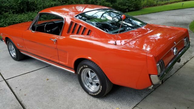 Ford Mustang 1966 image number 15