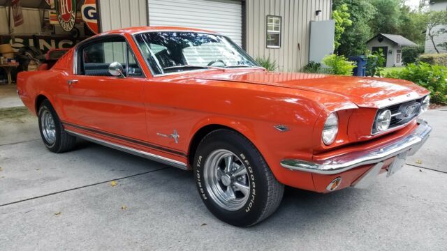 Ford Mustang 1966 image number 21