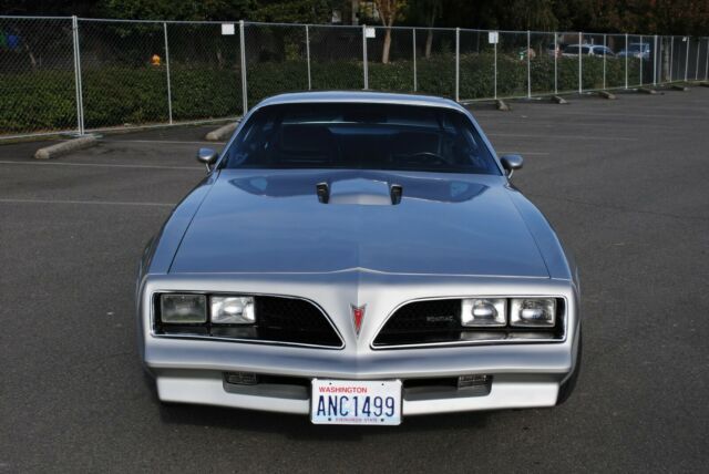 Pontiac Trans Am 1978 image number 2