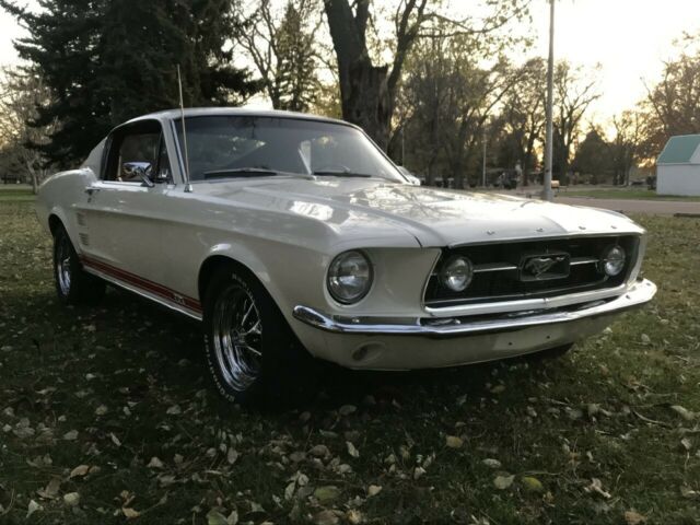 Ford Mustang 1967 image number 33