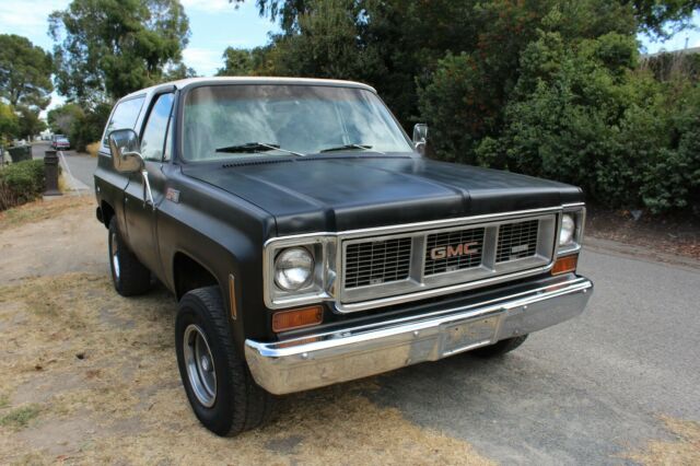 GMC Jimmy 1973 image number 14