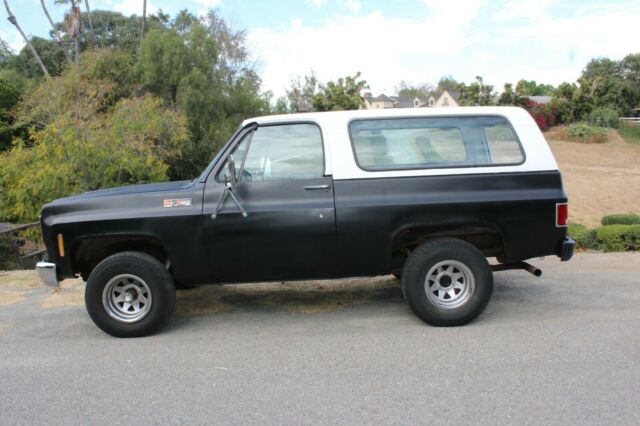 GMC Jimmy 1973 image number 17