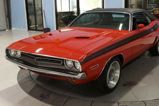 Dodge Challenger 1971 image number 32