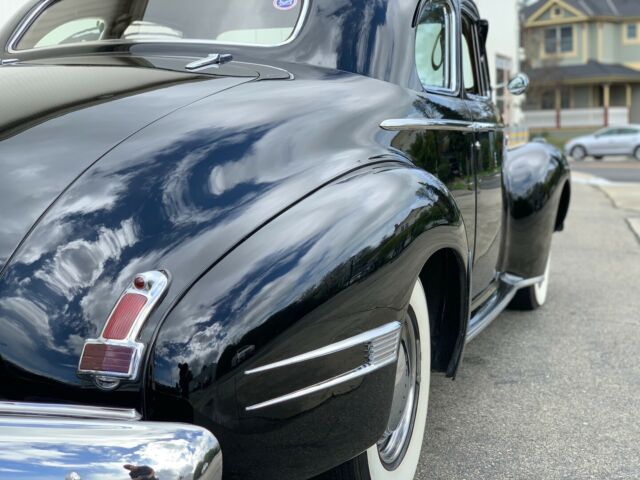 Buick 56S 1941 image number 10