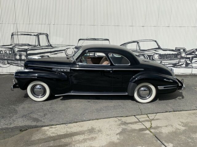 Buick 56S 1941 image number 3